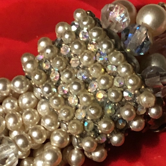 Vintage Pearl, Crystal, Rhinestone Dangle Brooch - Picture 4 of 7